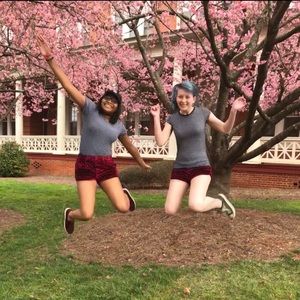 Meet your Posher, Aja